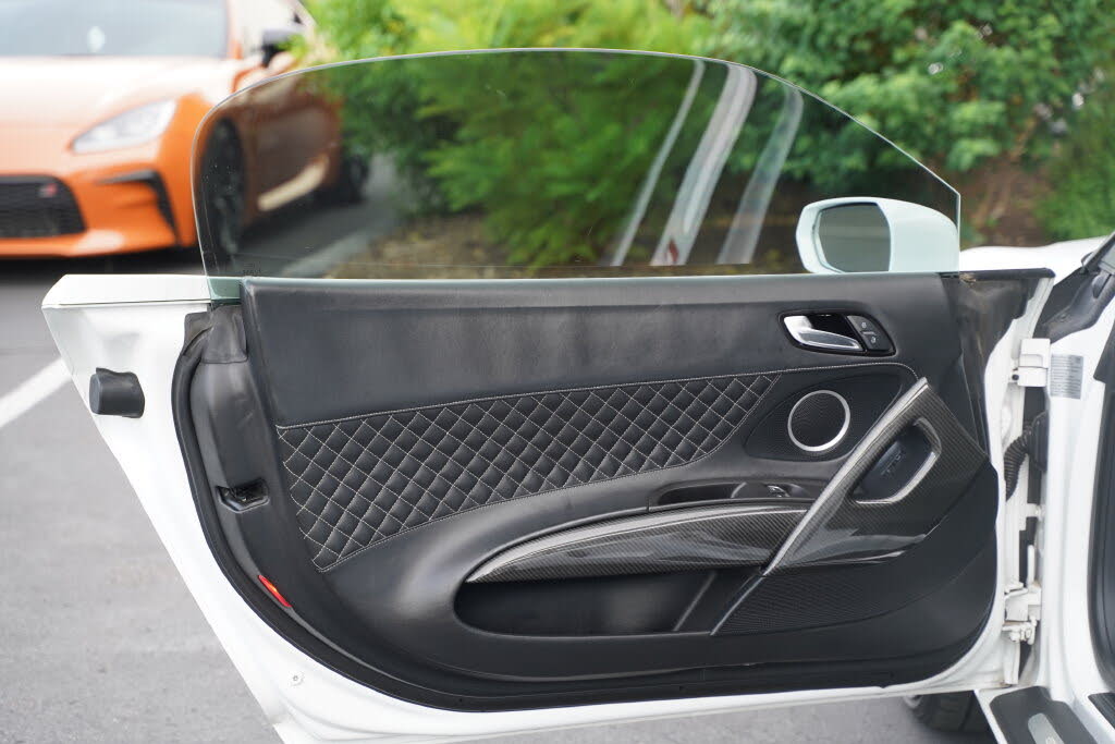 2014 Audi R8 quattro V8 Spyder AWD photo 17 of 21