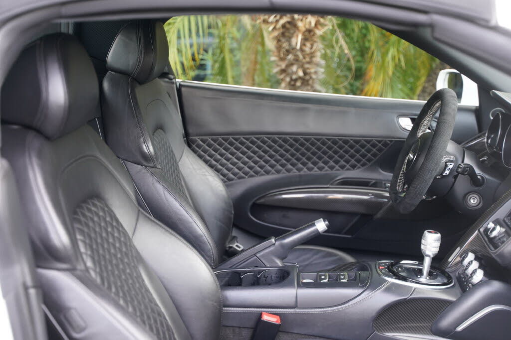 2014 Audi R8 quattro V8 Spyder AWD photo 10 of 21