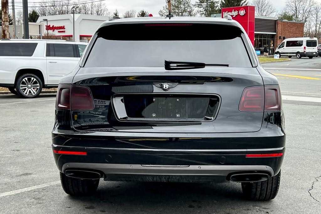 2017 Bentley Bentayga W12 AWD photo 5