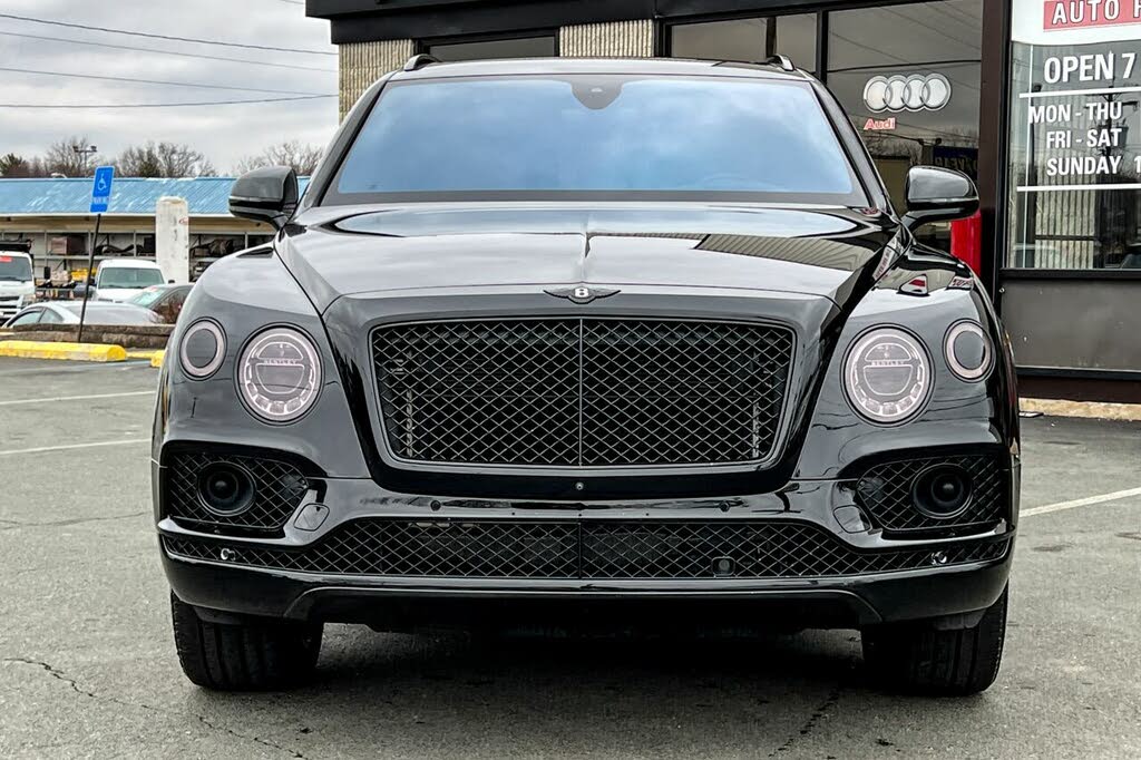 2017 Bentley Bentayga W12 AWD photo 9