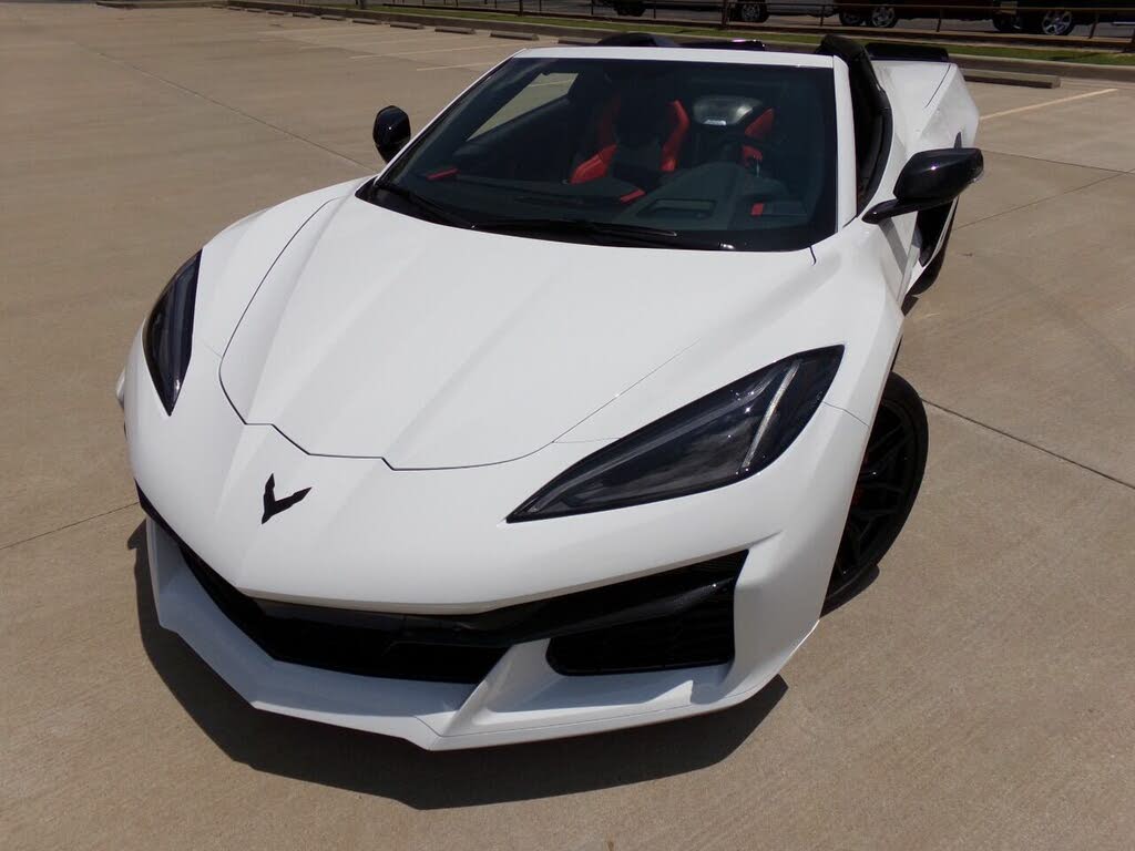 2023 Chevrolet Corvette Z06 3LZ Convertible RWD photo 8