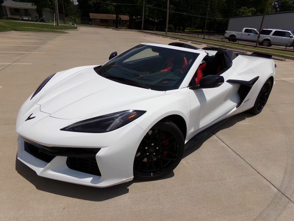 2023 Chevrolet Corvette Z06 3LZ Convertible RWD photo 10