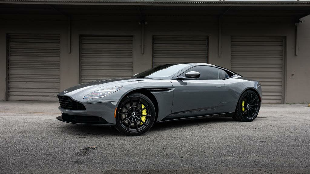 2020 Aston Martin DB11 AMR RWD photo 3