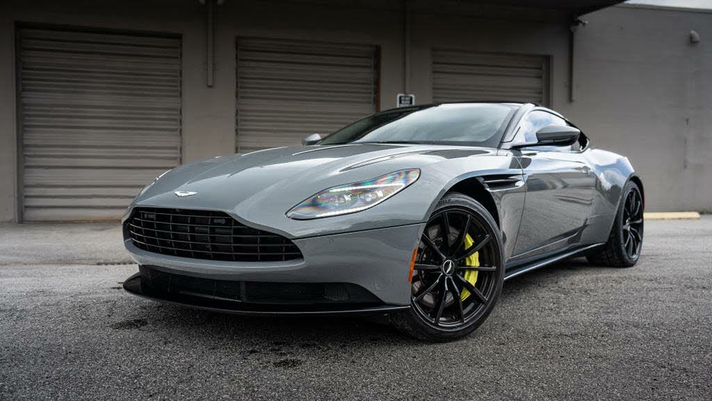 2020 Aston Martin DB11 AMR RWD photo 4