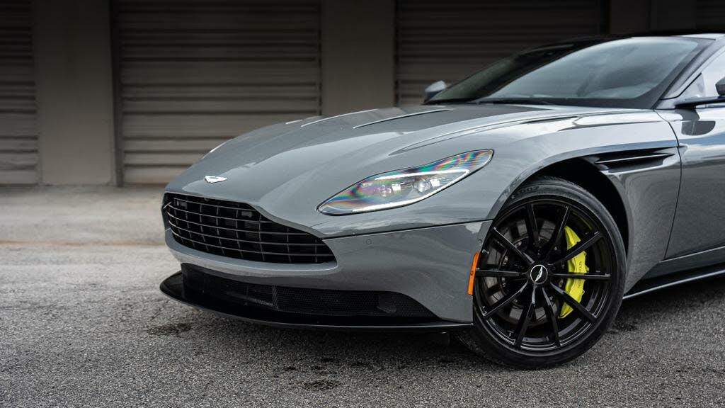 2020 Aston Martin DB11 AMR RWD photo 5