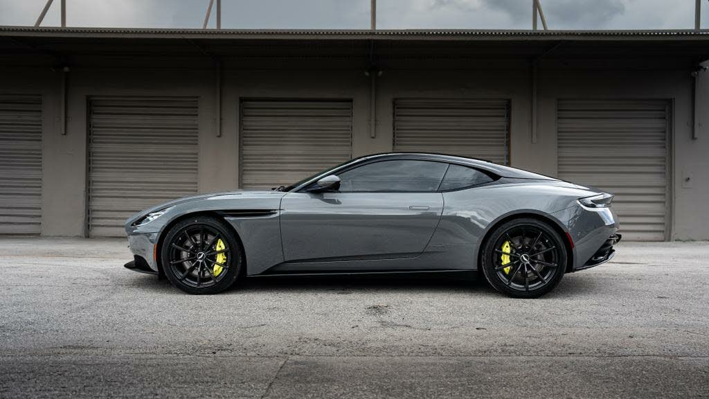 2020 Aston Martin DB11 AMR RWD photo 6