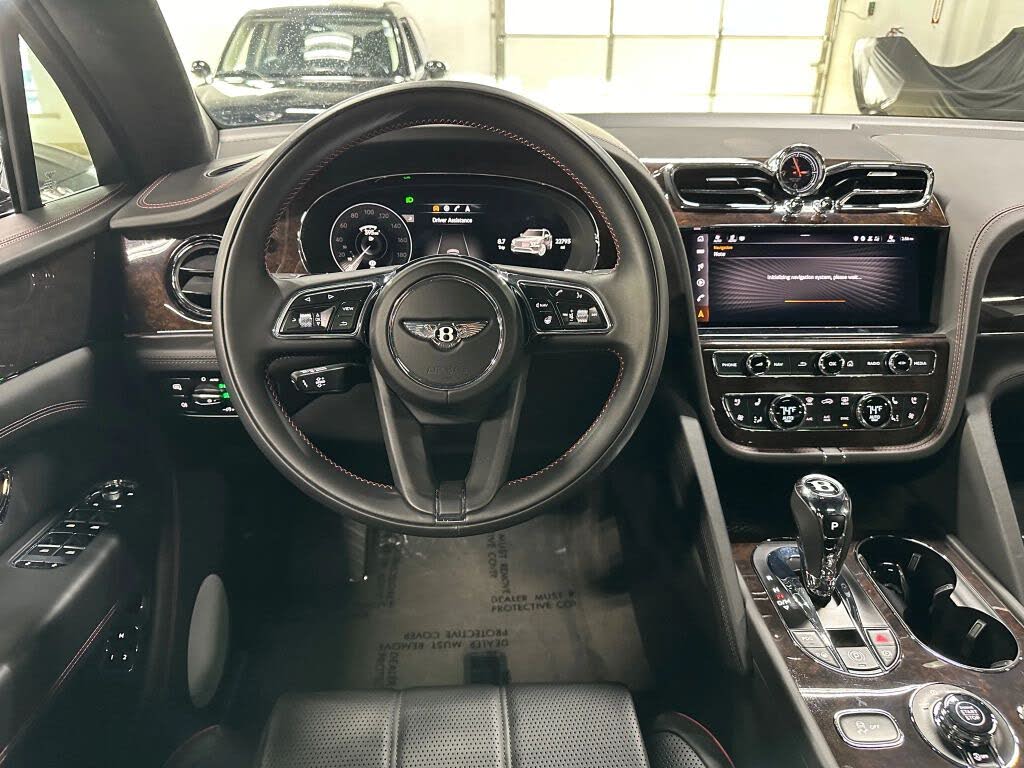 2021 Bentley Bentayga V8 AWD photo 14