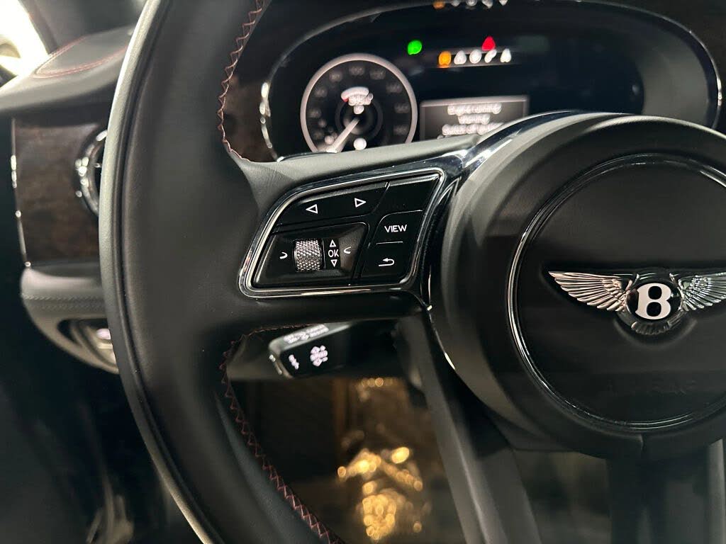 2021 Bentley Bentayga V8 AWD photo 15