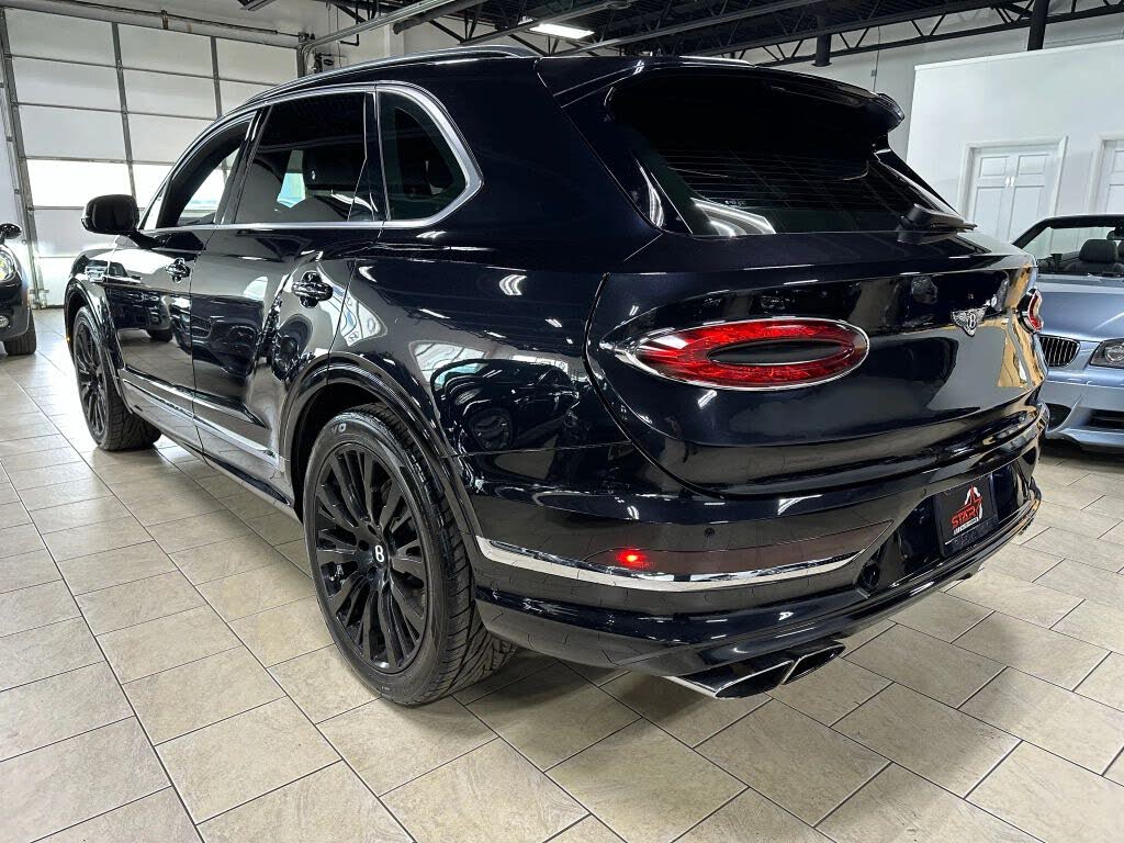 2021 Bentley Bentayga V8 AWD photo 4