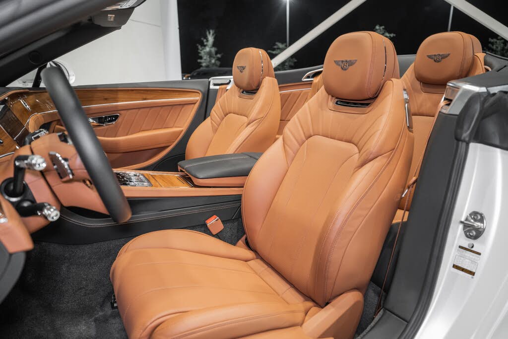2024 Bentley Continental GTC V8 AWD photo 21
