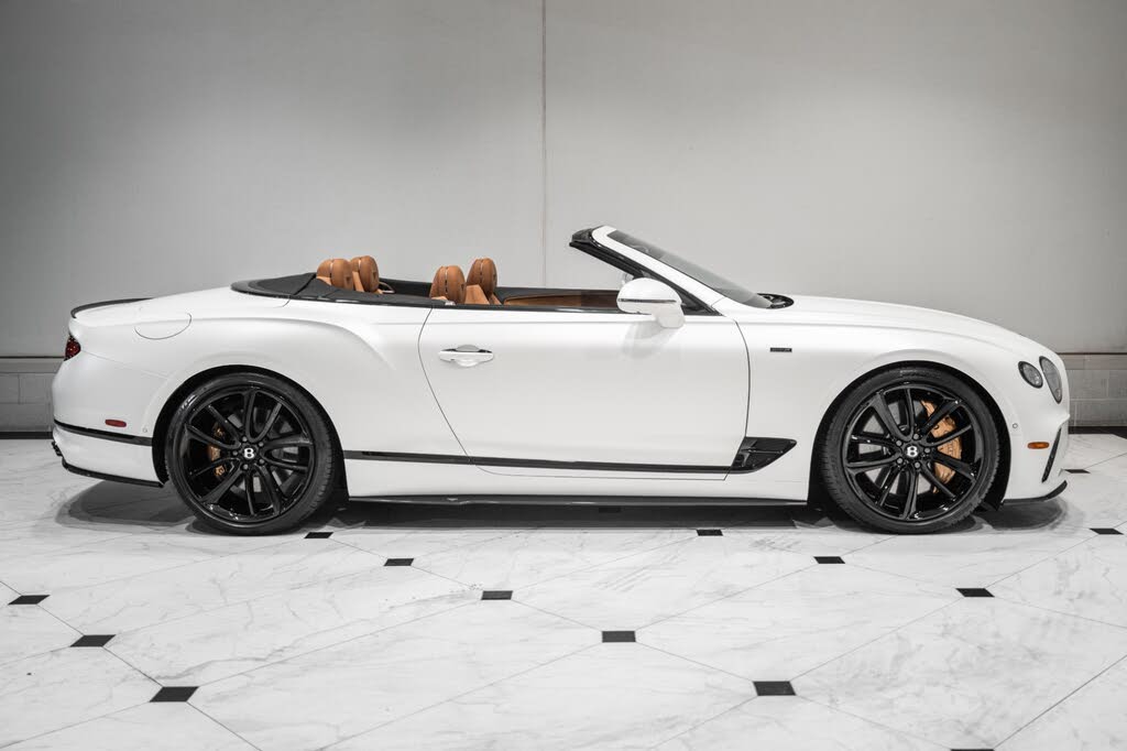 2024 Bentley Continental GTC V8 AWD photo 5