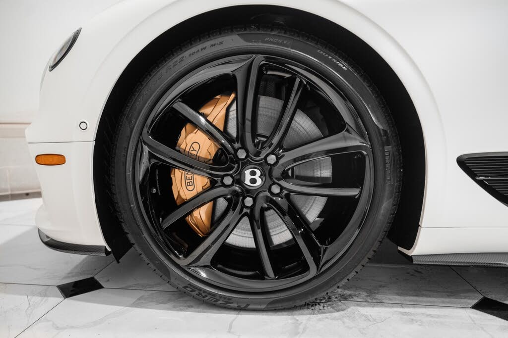 2024 Bentley Continental GTC V8 AWD photo 6