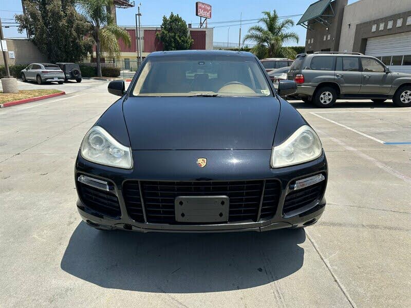 2008 Porsche Cayenne GTS AWD photo 2
