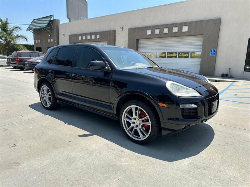 2008 Porsche Cayenne GTS AWD photo 3