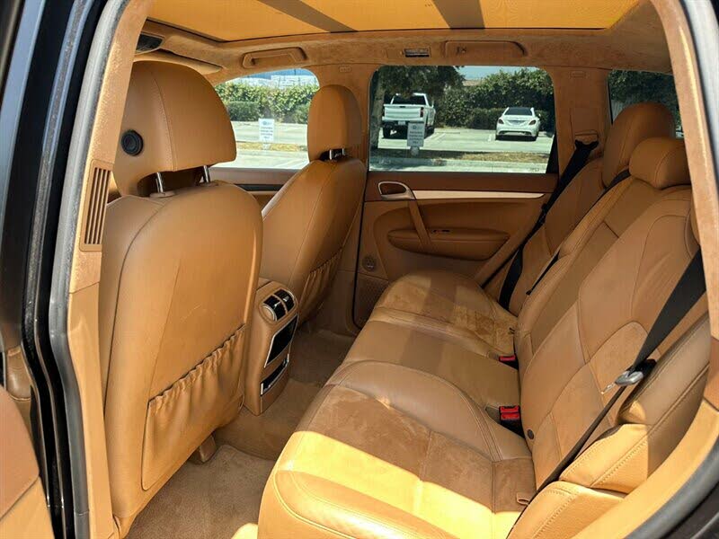 2008 Porsche Cayenne GTS AWD photo 10