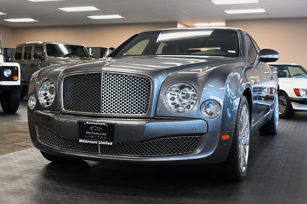 2013 Bentley Mulsanne RWD photo 2
