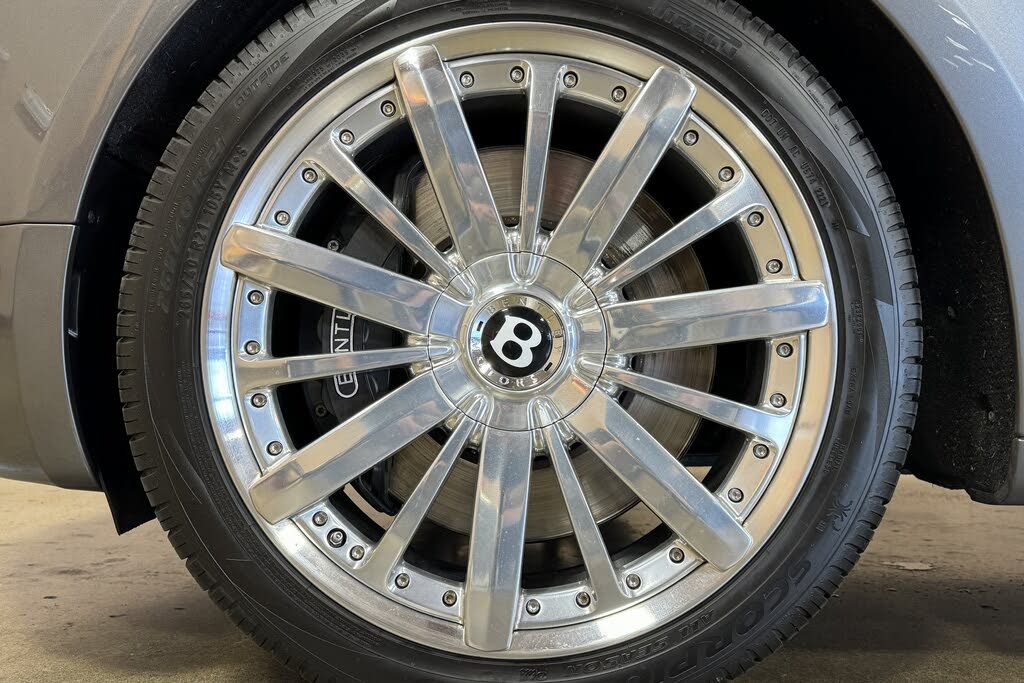 2013 Bentley Mulsanne RWD photo 21
