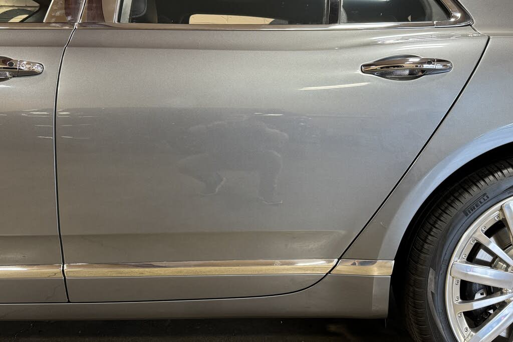2013 Bentley Mulsanne RWD photo 23
