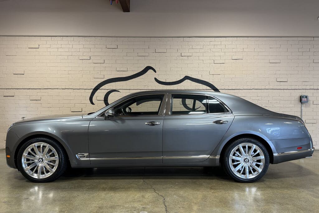2013 Bentley Mulsanne RWD photo 9