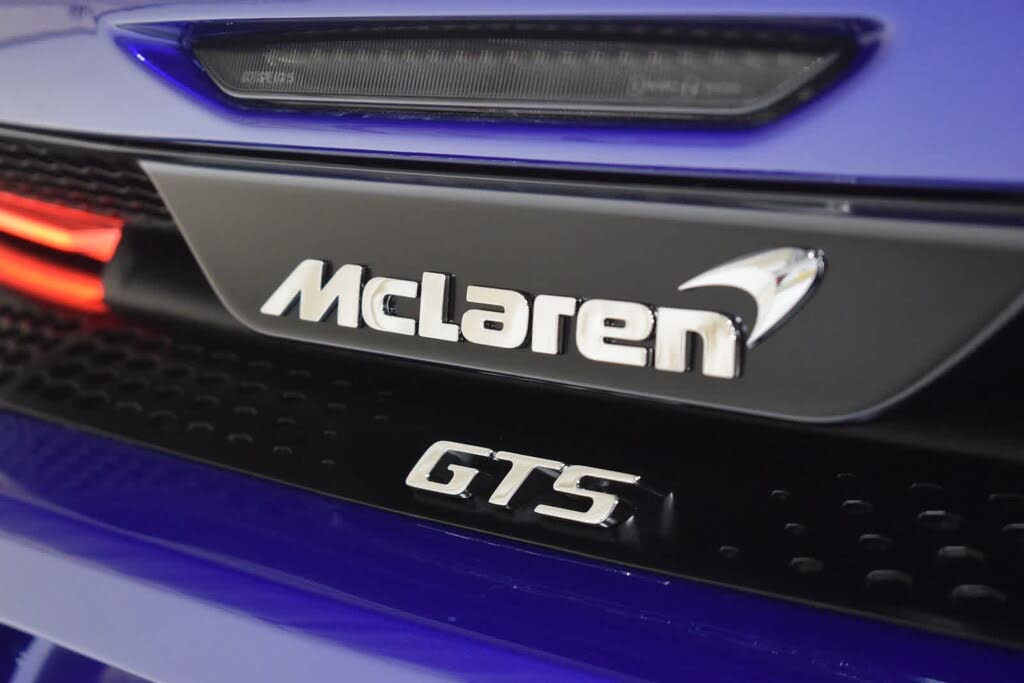 2025 McLaren GTS RWD photo 13