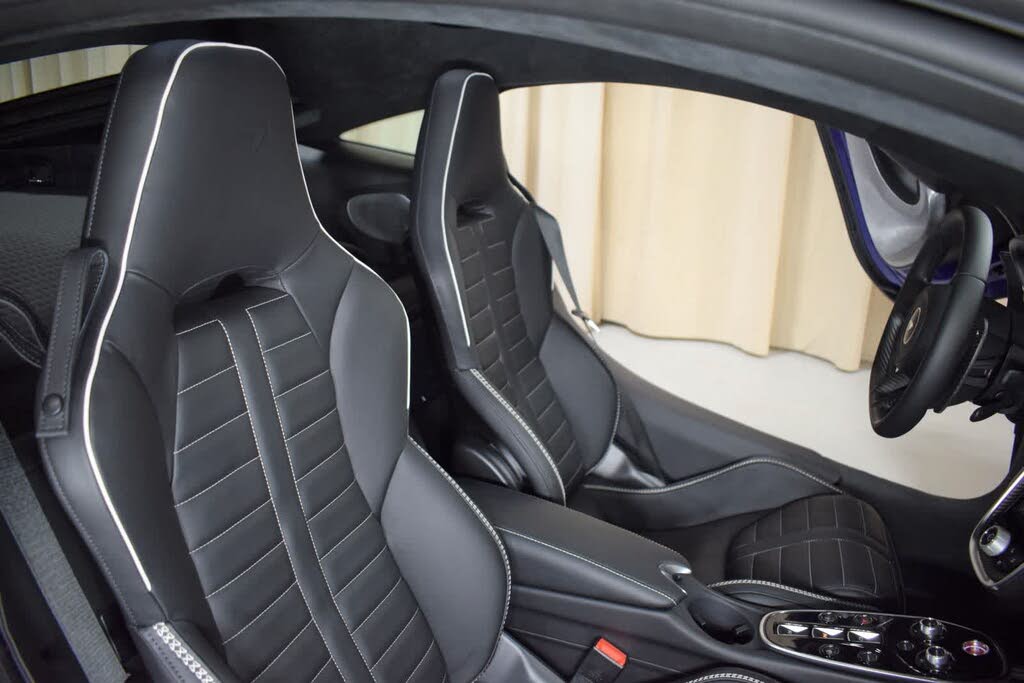 2025 McLaren GTS RWD photo 14