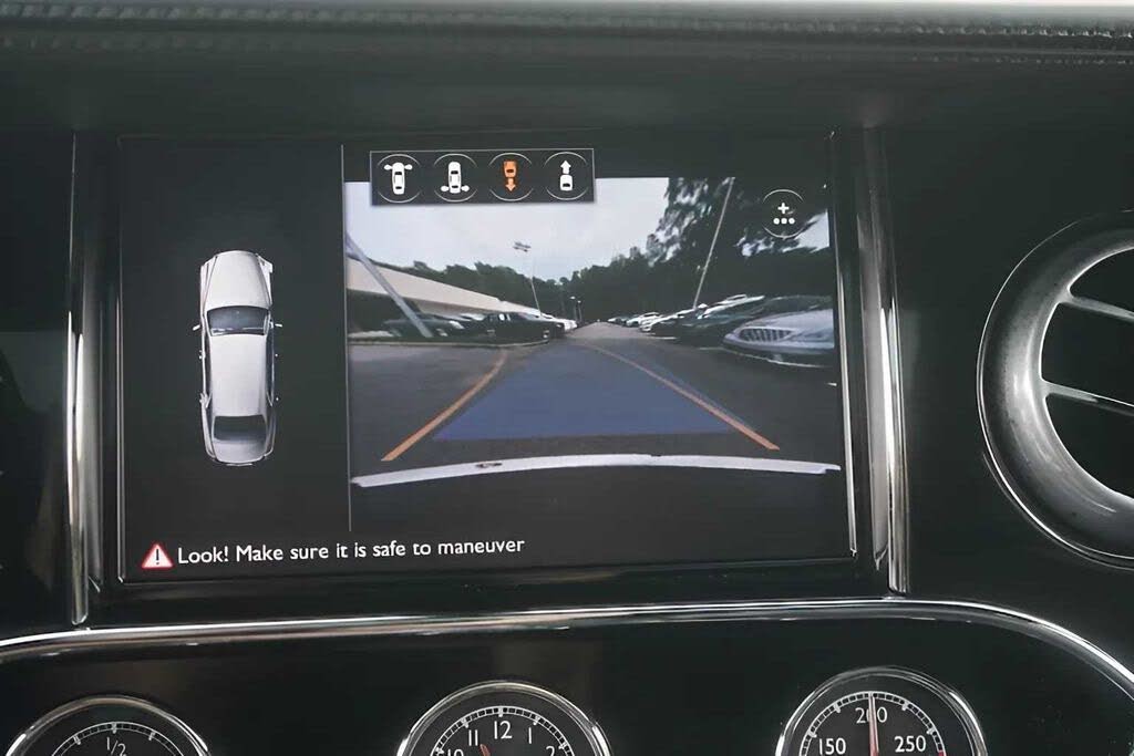 2017 Bentley Mulsanne RWD photo 12