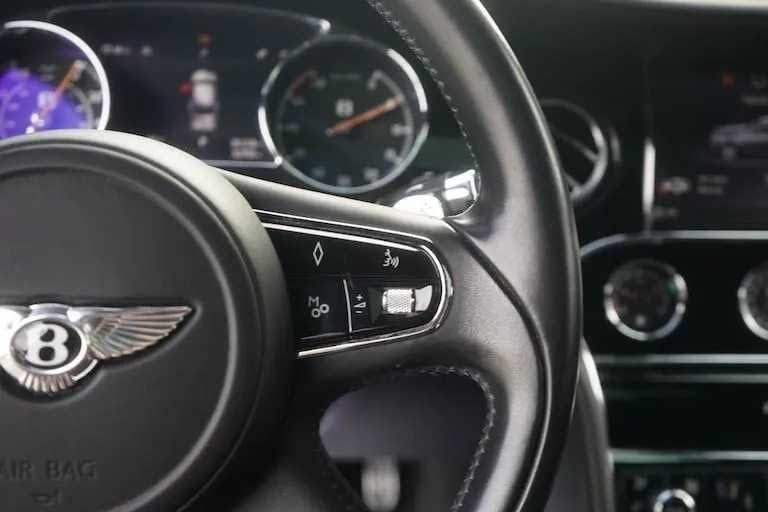 2017 Bentley Mulsanne RWD photo 18