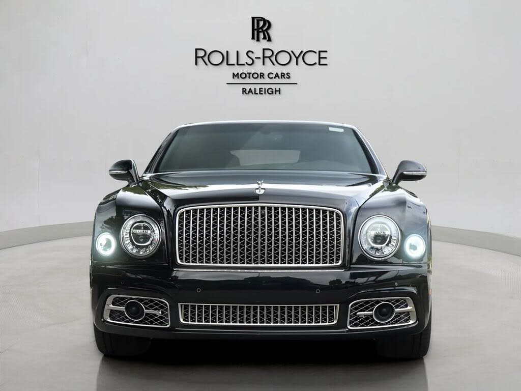 2017 Bentley Mulsanne RWD photo 9