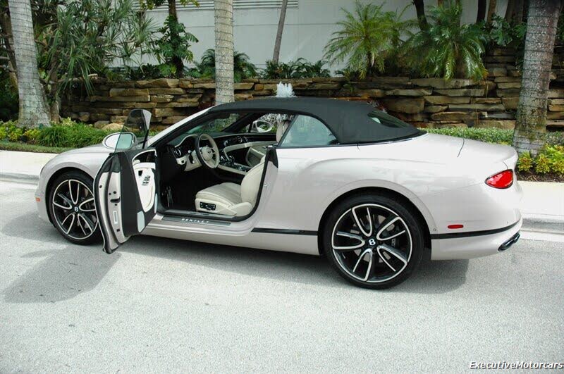 2022 Bentley Continental GTC V8 AWD photo 15