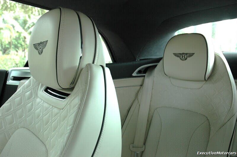 2022 Bentley Continental GTC V8 AWD photo 17