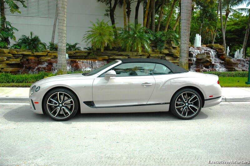 2022 Bentley Continental GTC V8 AWD photo 3