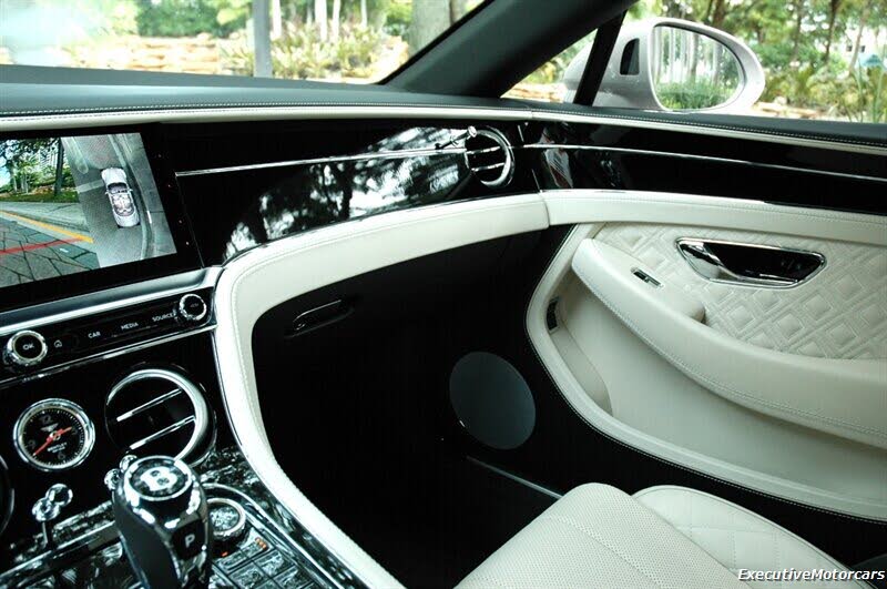 2022 Bentley Continental GTC V8 AWD photo 22