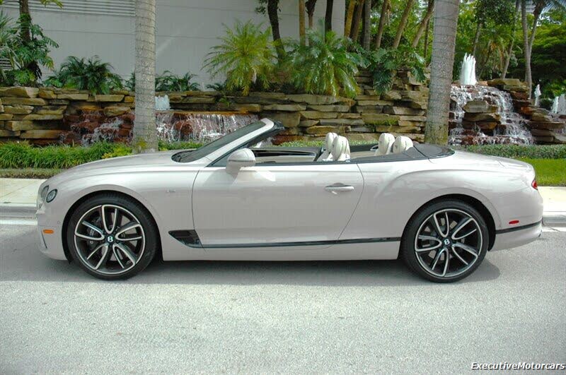 2022 Bentley Continental GTC V8 AWD photo 4