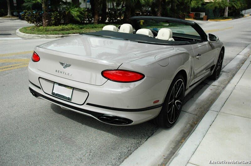 2022 Bentley Continental GTC V8 AWD photo 9