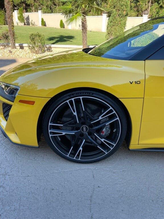 2023 Audi R8 quattro V10 Performance Spyder AWD photo 16 of 24