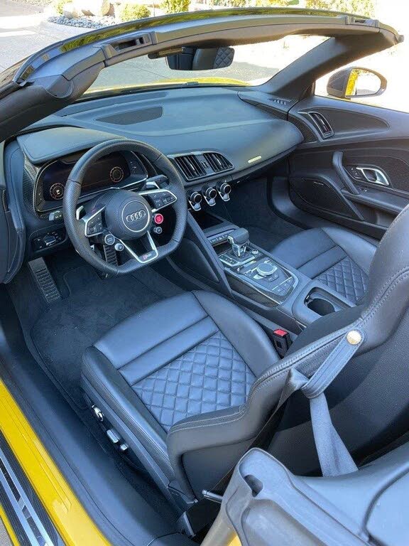 2023 Audi R8 quattro V10 Performance Spyder AWD photo 17 of 24