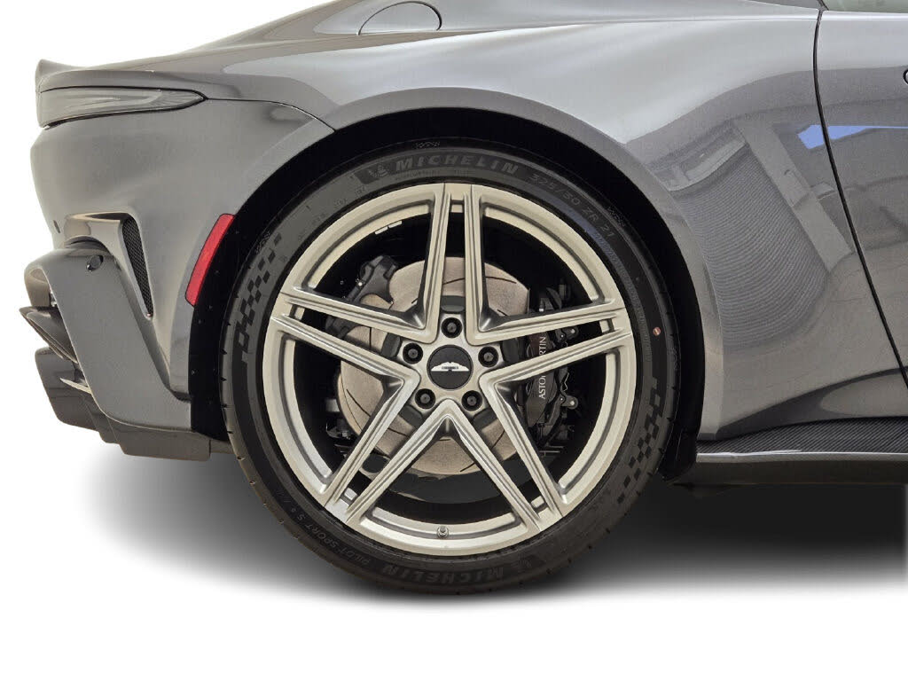 2025 Aston Martin Vantage Coupe RWD photo 7
