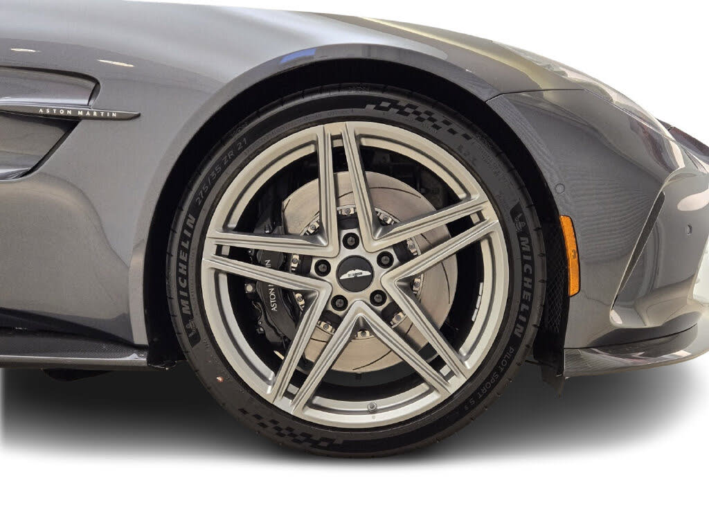 2025 Aston Martin Vantage Coupe RWD photo 8