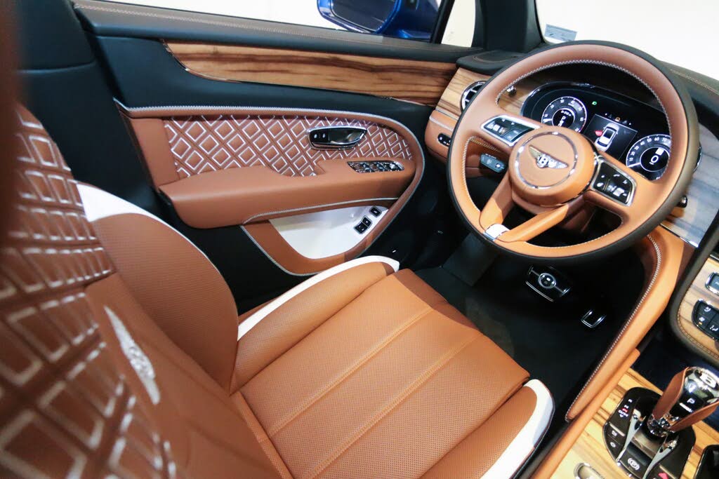 2025 Bentley Bentayga S V8 AWD photo 23