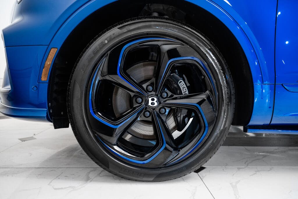 2025 Bentley Bentayga S V8 AWD photo 6