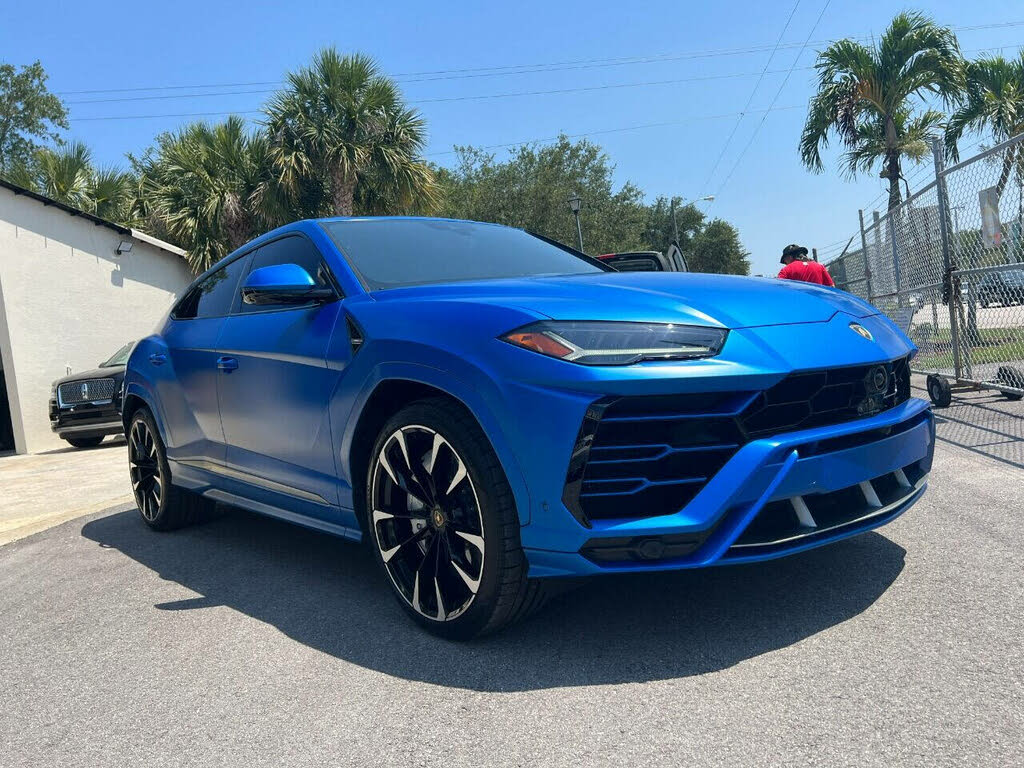 2021 Lamborghini Urus AWD