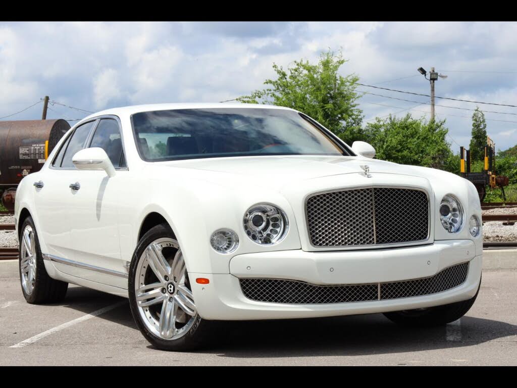 2011 Bentley Mulsanne RWD photo 2