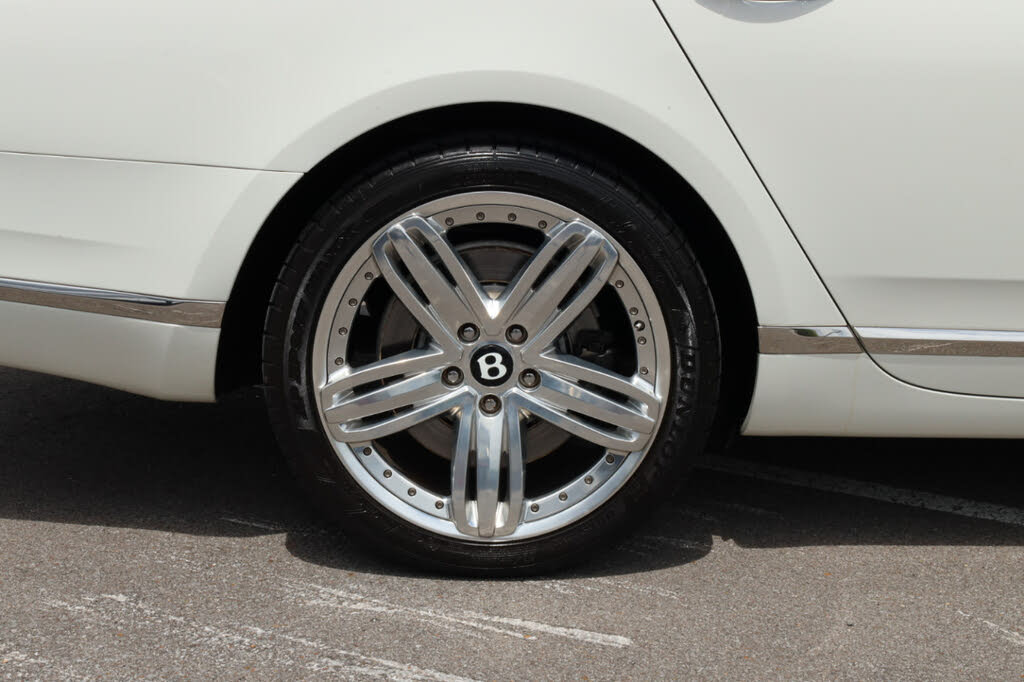 2011 Bentley Mulsanne RWD photo 22