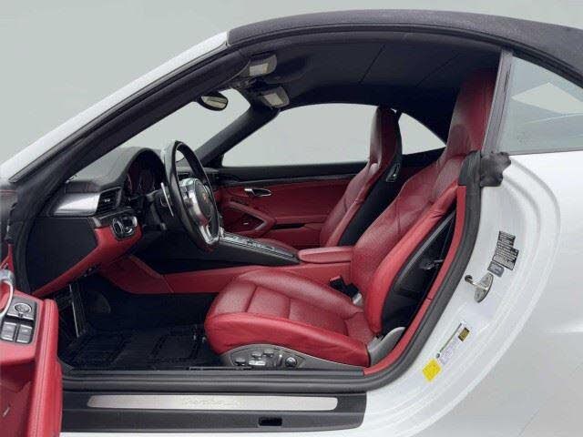 2016 Porsche 911 Turbo S Cabriolet AWD photo 18 of 24