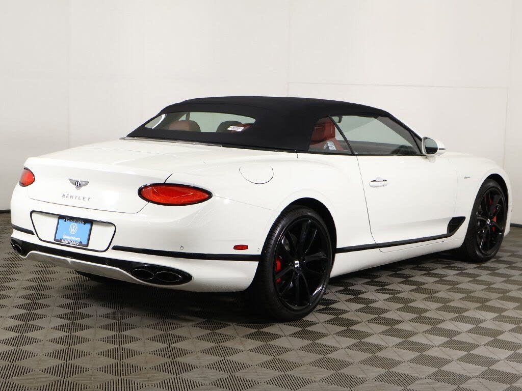 2023 Bentley Continental GTC Azure V8 AWD photo 13