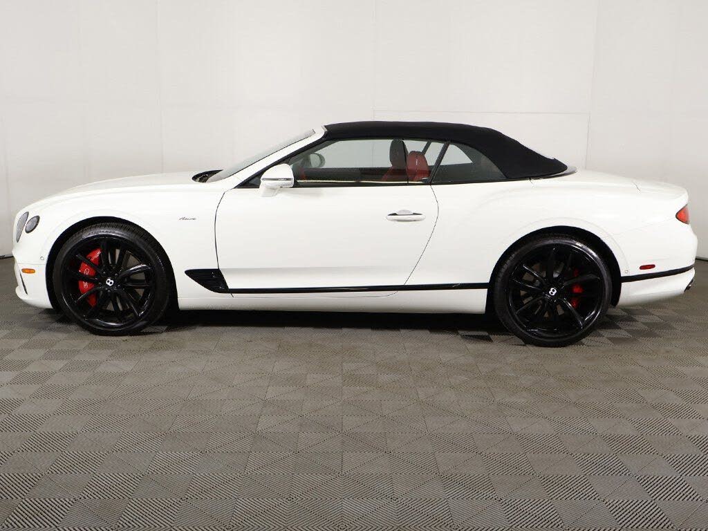 2023 Bentley Continental GTC Azure V8 AWD photo 16