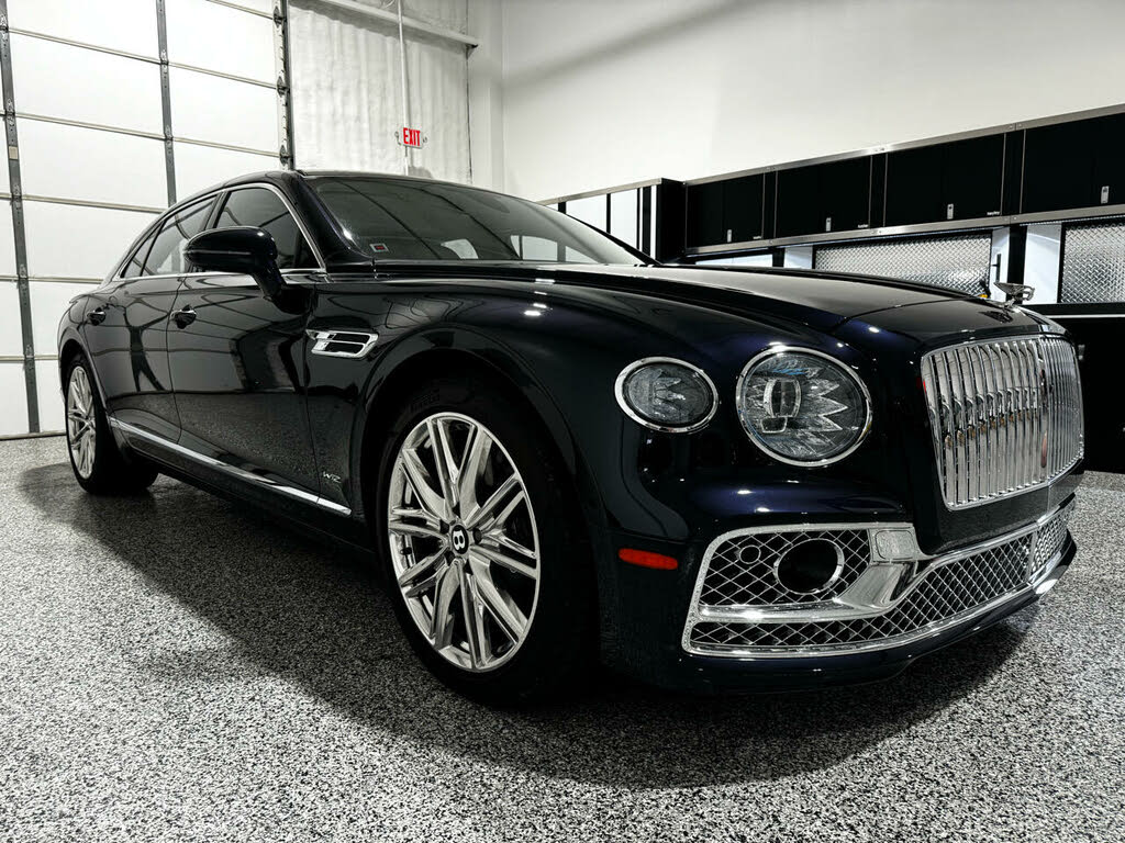 2021 Bentley Flying Spur W12 Sedan