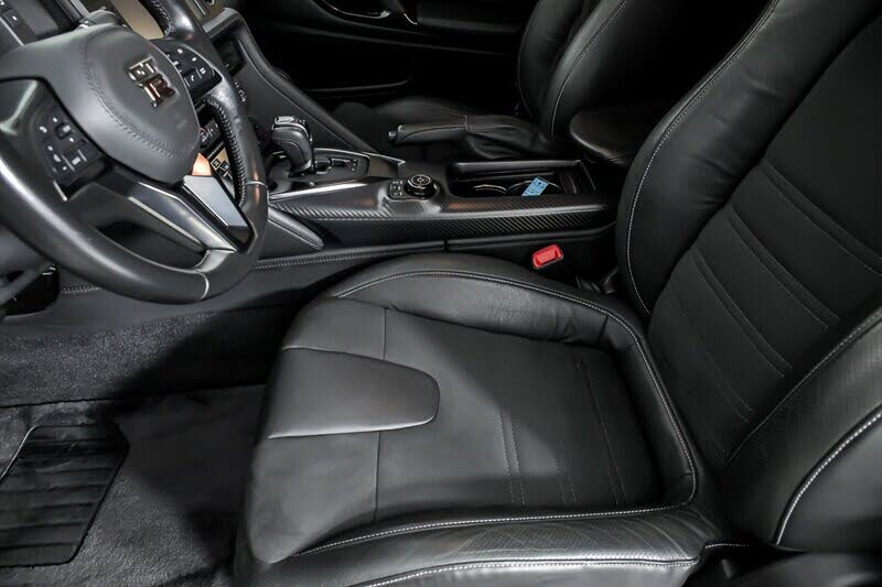 2019 Nissan GT-R Premium AWD photo 19