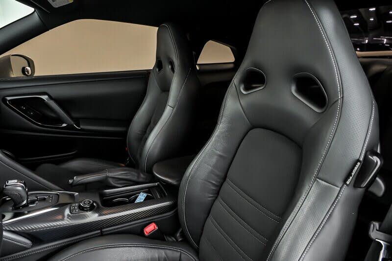 2019 Nissan GT-R Premium AWD photo 20