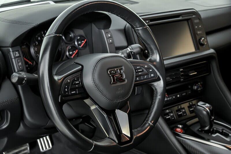 2019 Nissan GT-R Premium AWD photo 22